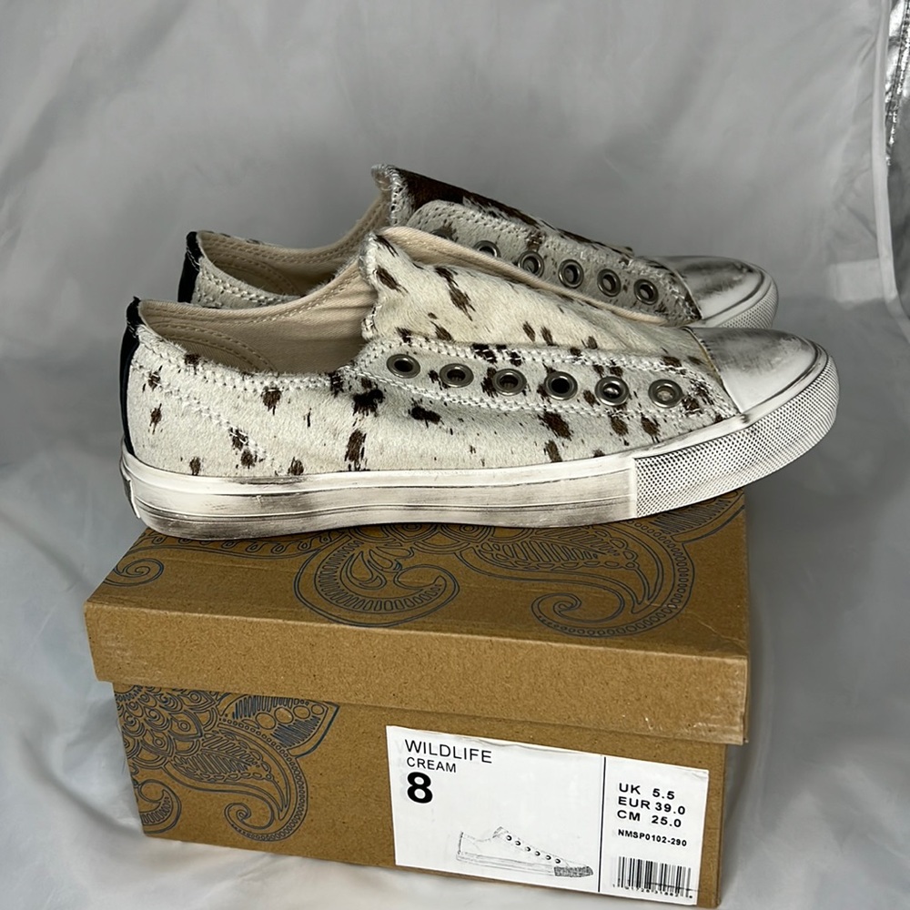 Naughty monkey cowhide distressed shalomar sneakers